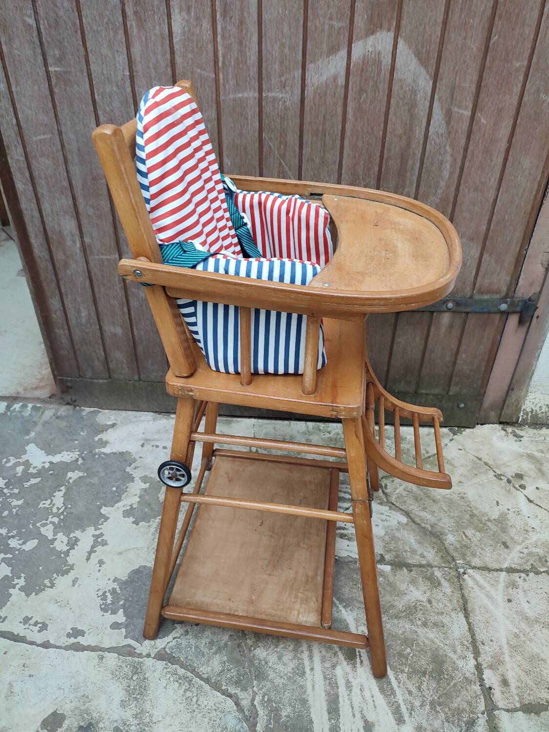 Baumann vintage baby high chair