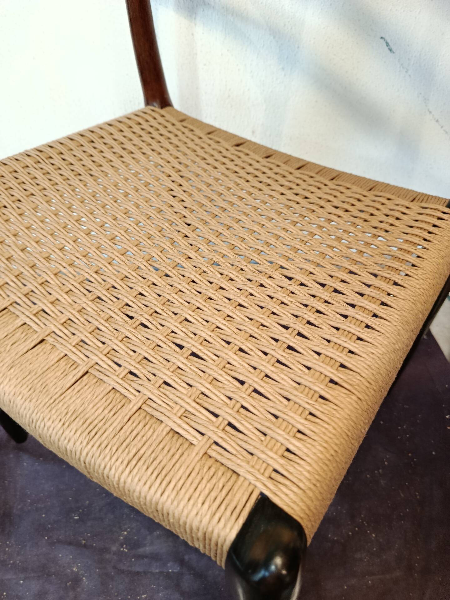 Chaises no78 palissandre/ corde Niels Otto Moller