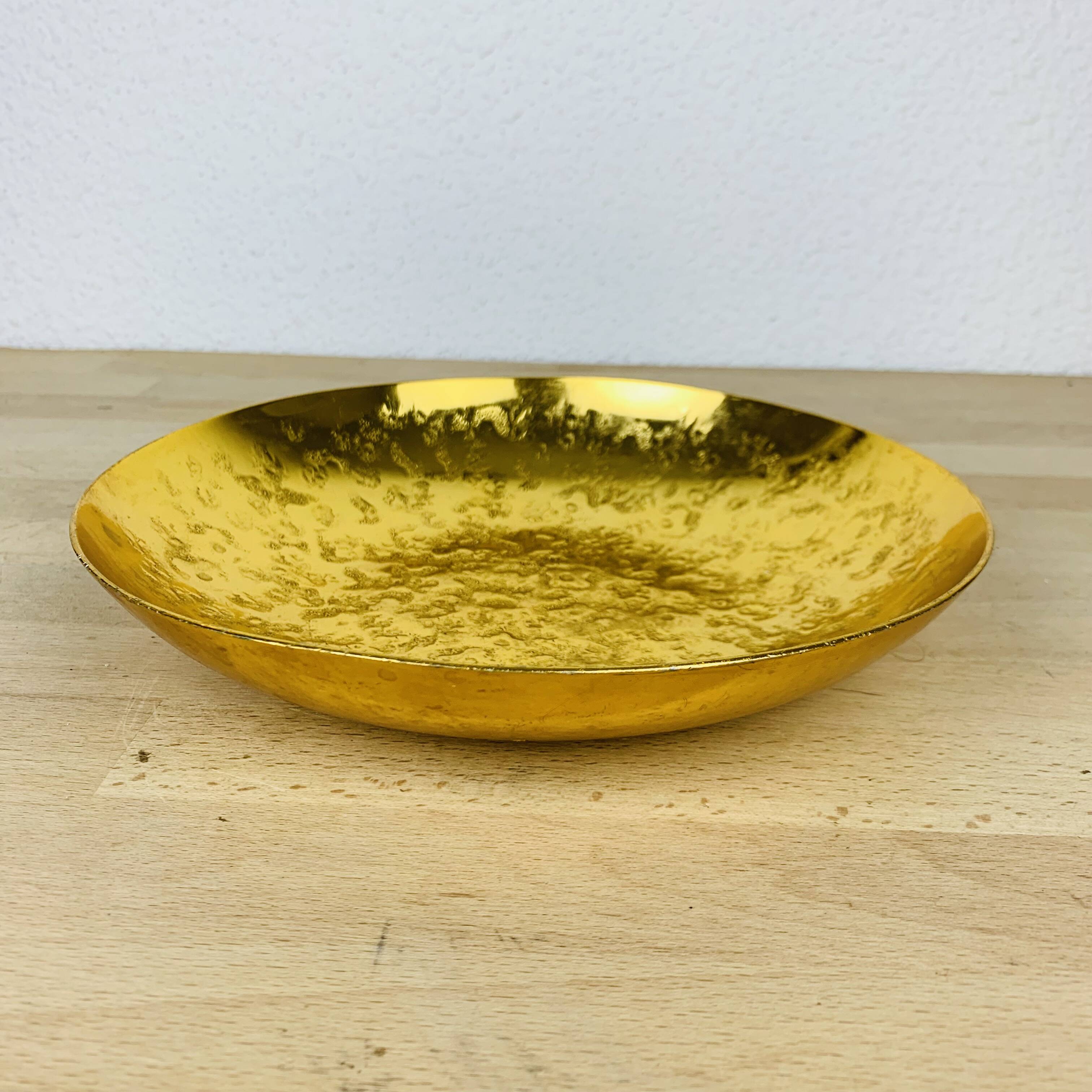 Cup and 8 Inalta France dessert cups in gold metal