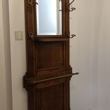 Pedestal wall cloakroom 1900