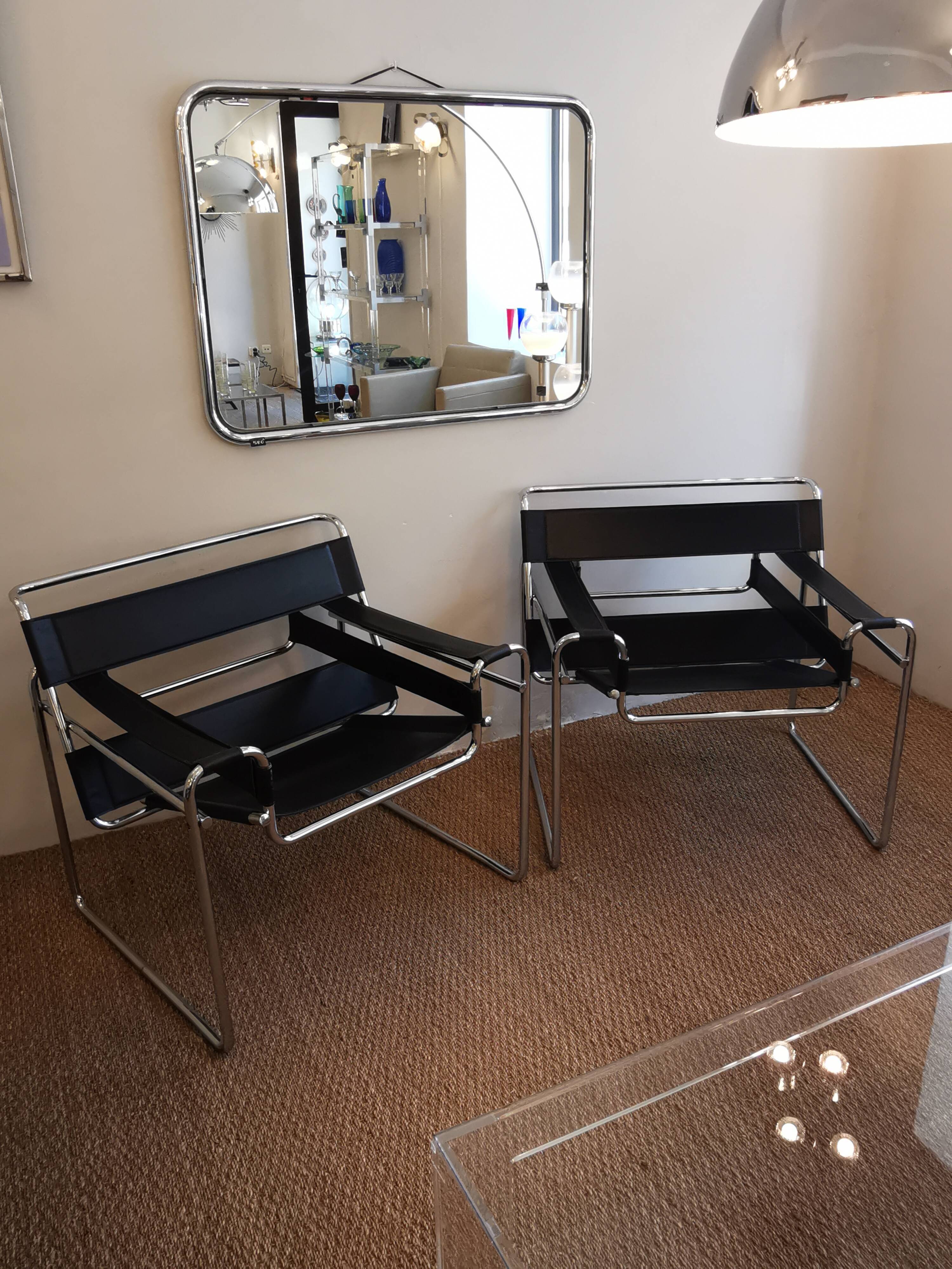 Armchairs design Vassily by Marcel Breuer Italian edition 80s