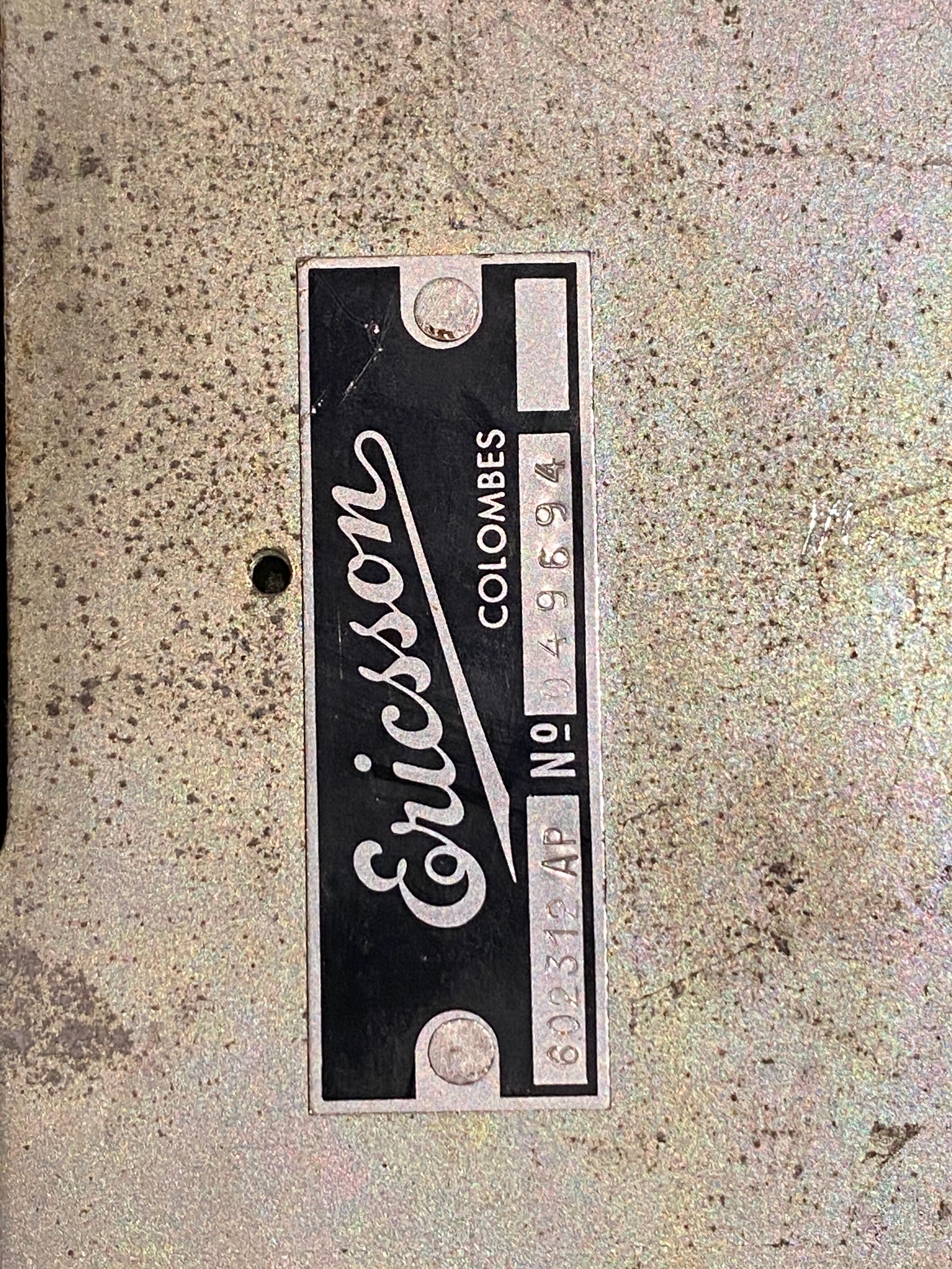 Téléphone bakélite vintage