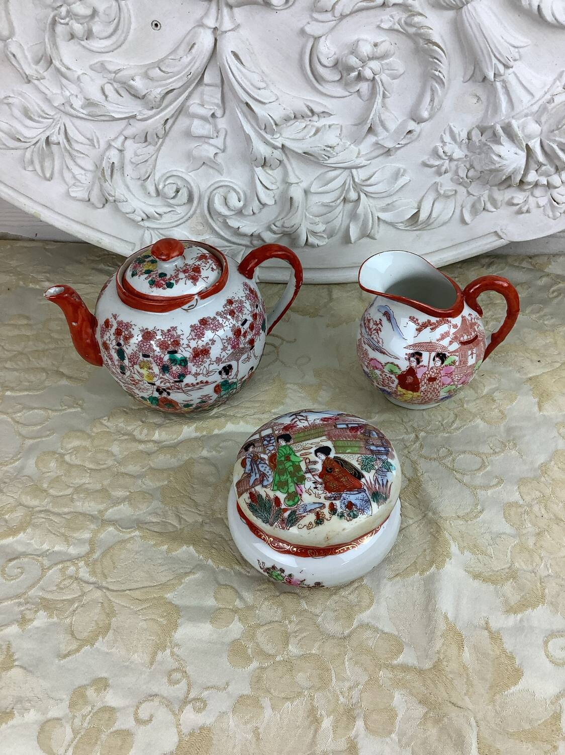 Ensemble Porcelaines Japonaise