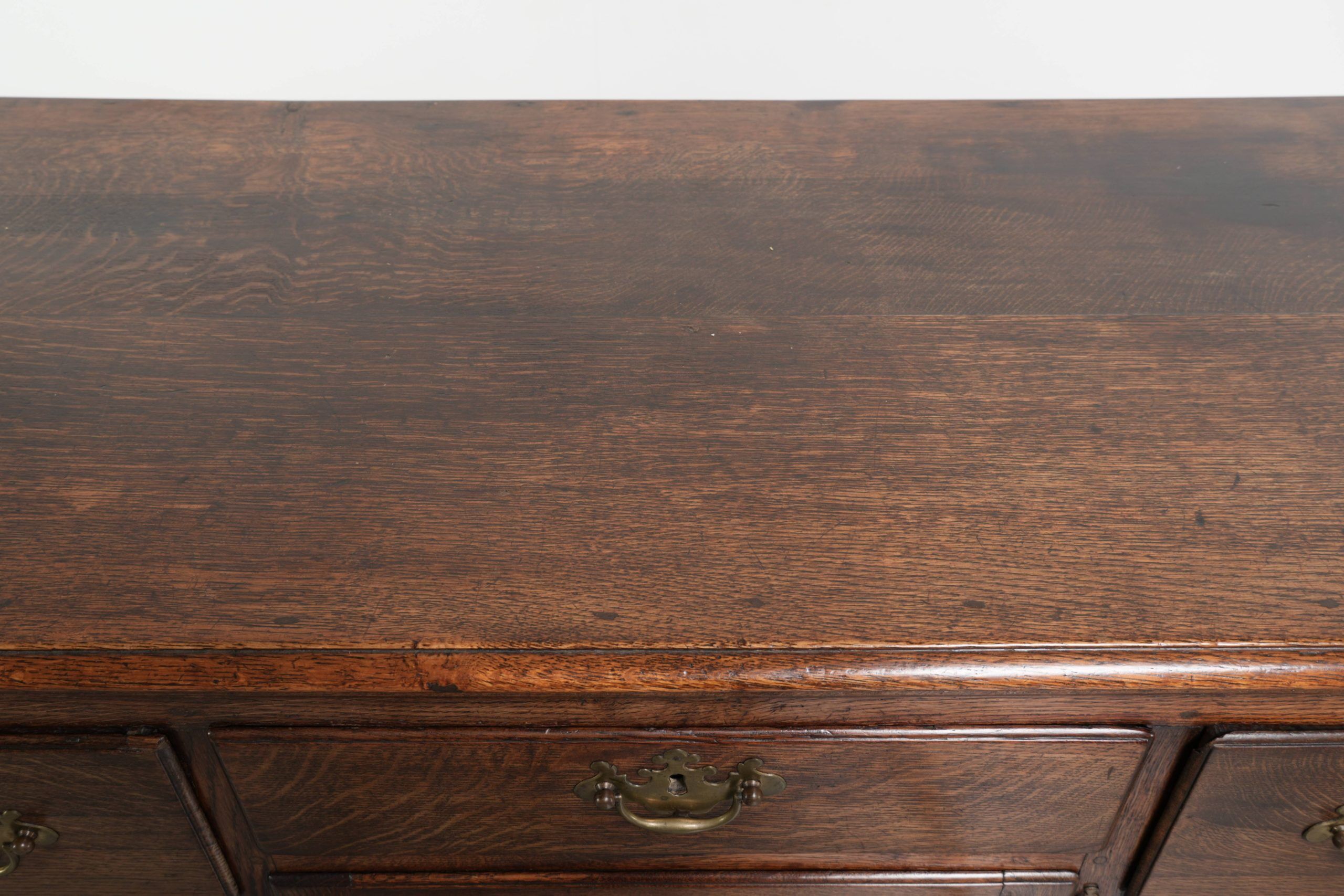 Buffet anglais en chêne antique du XVIIIe siècle / Commode anglaise basse