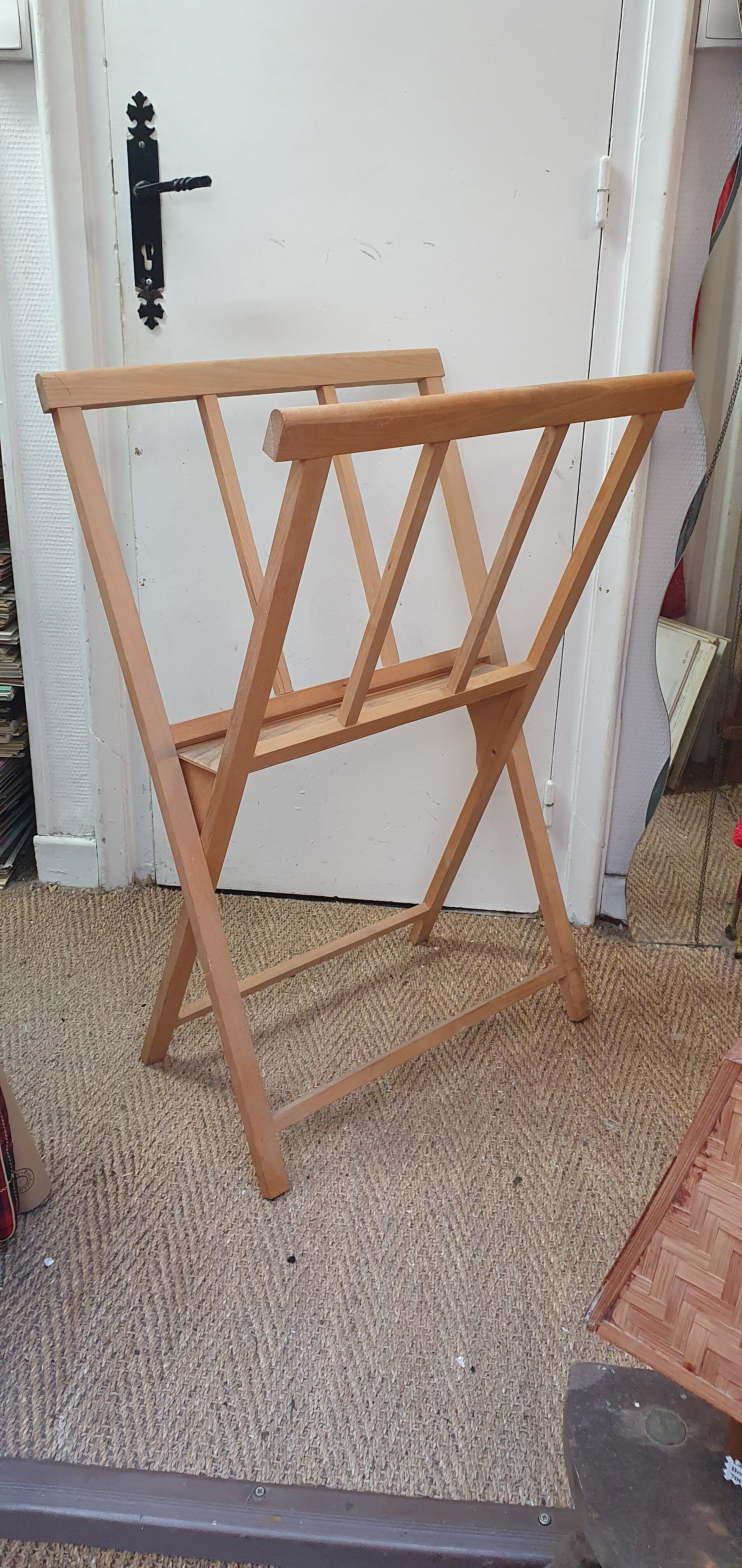 Door engravings in wood