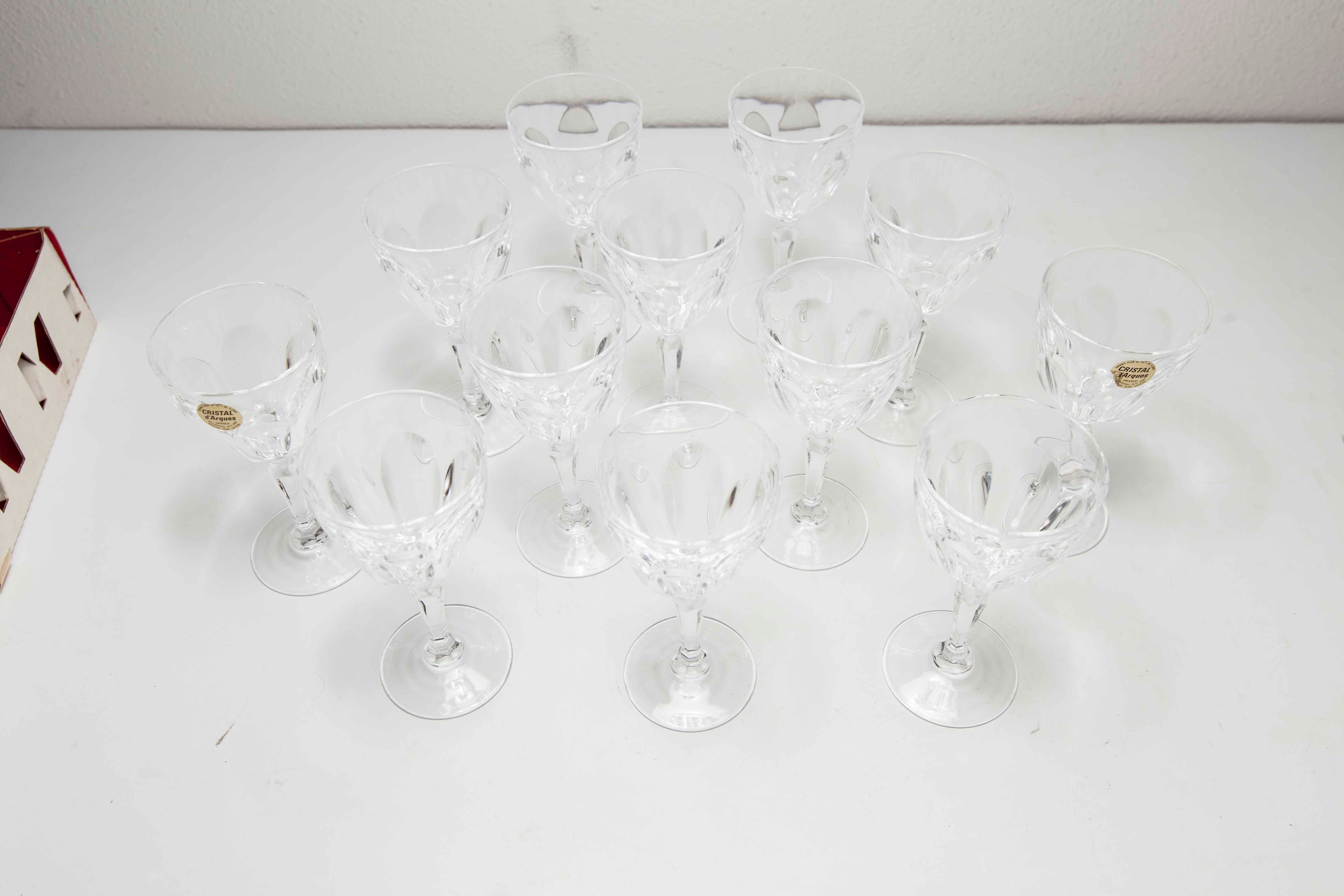 12 Crystal Glasses of Washington model arques
