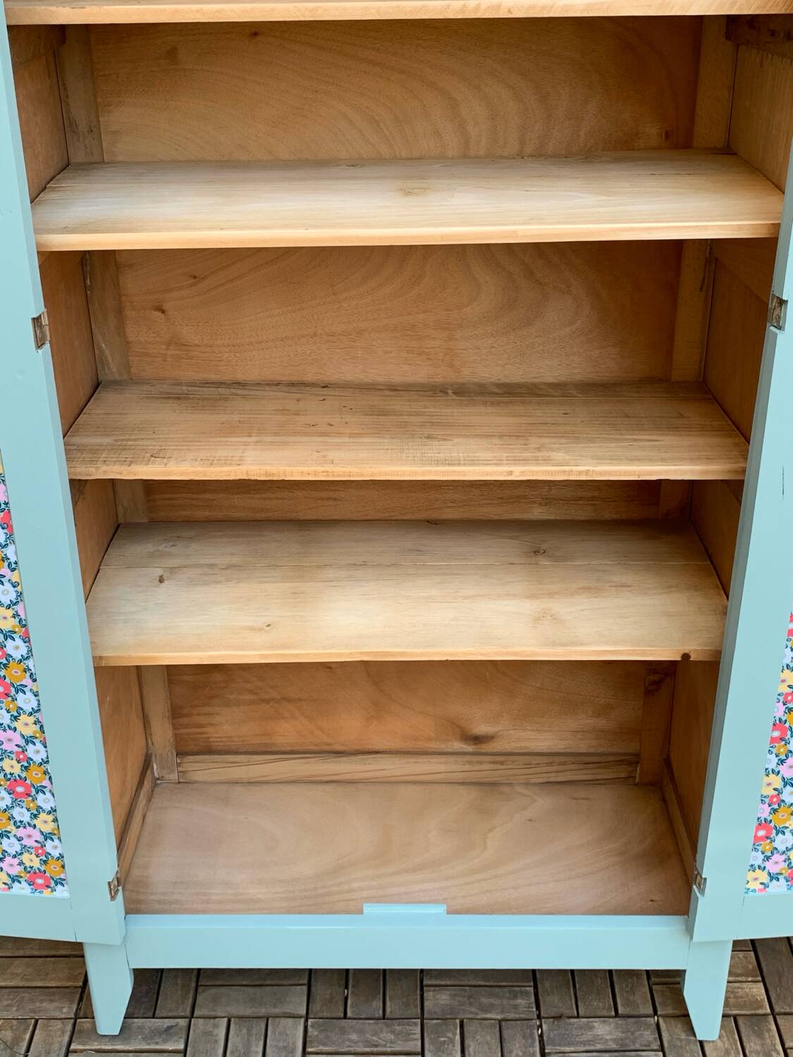 Armoire parisienne vintage bleu vert grisé