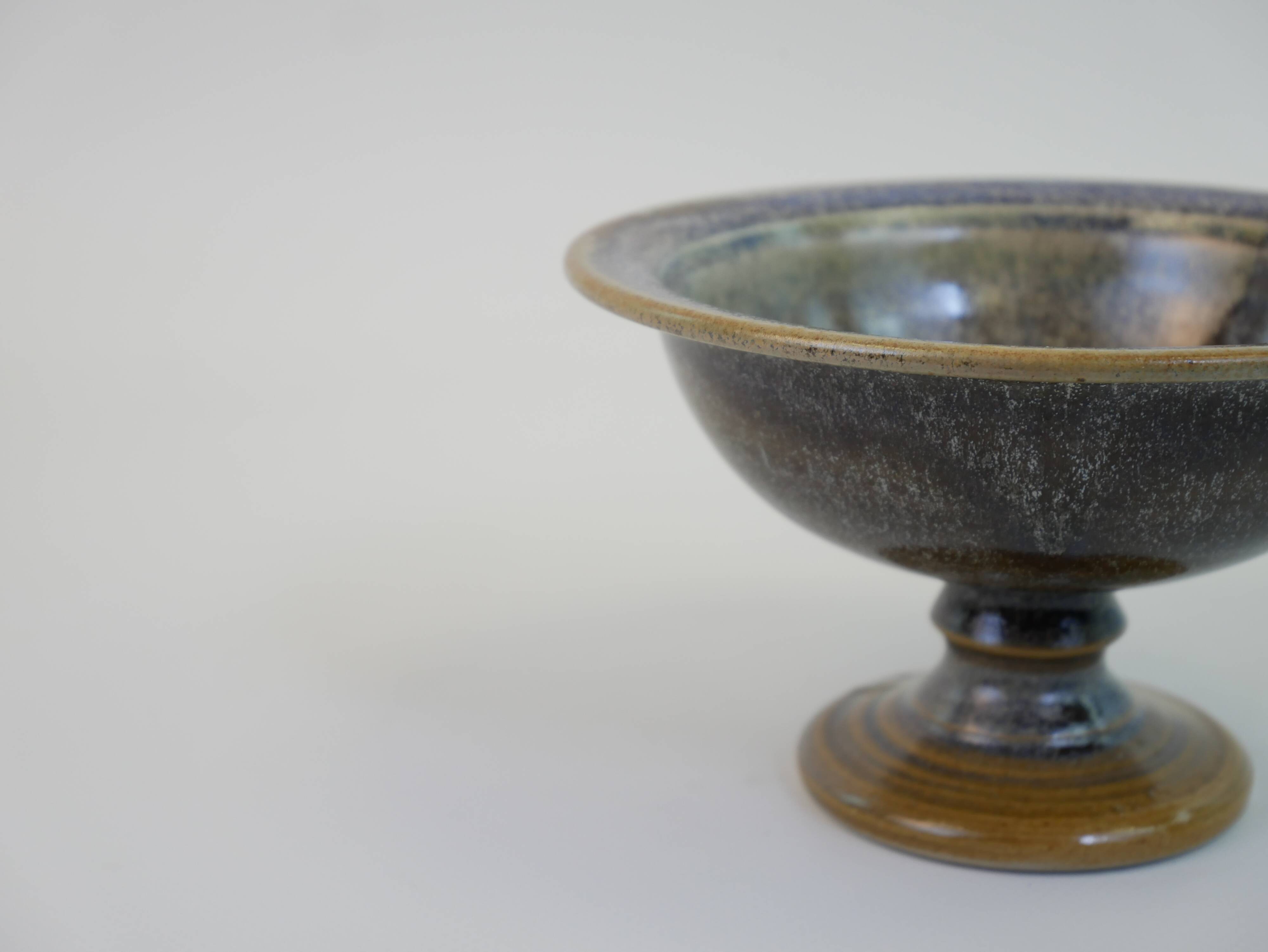 Small ceramic shower foot cup by Agny Chenonceau