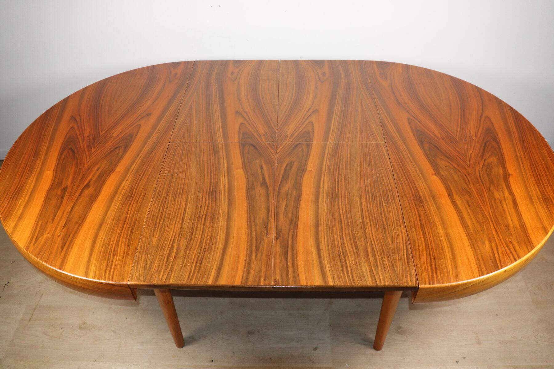 Scandinavian extendable dining table in teak – 1960s