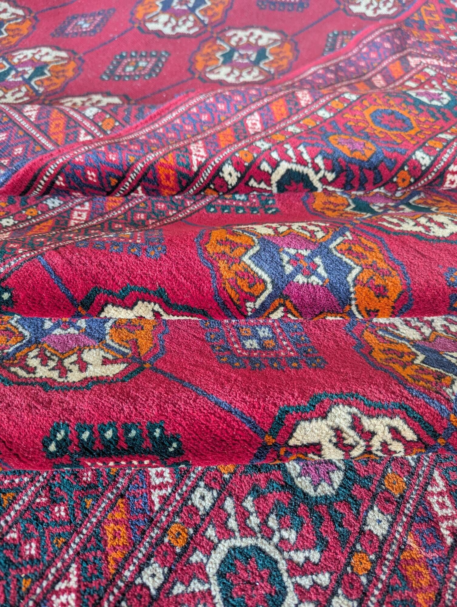 Turkmen Bukhara Oriental Rug: 2.70 X 1.65 Meters