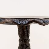 Table sculptée française