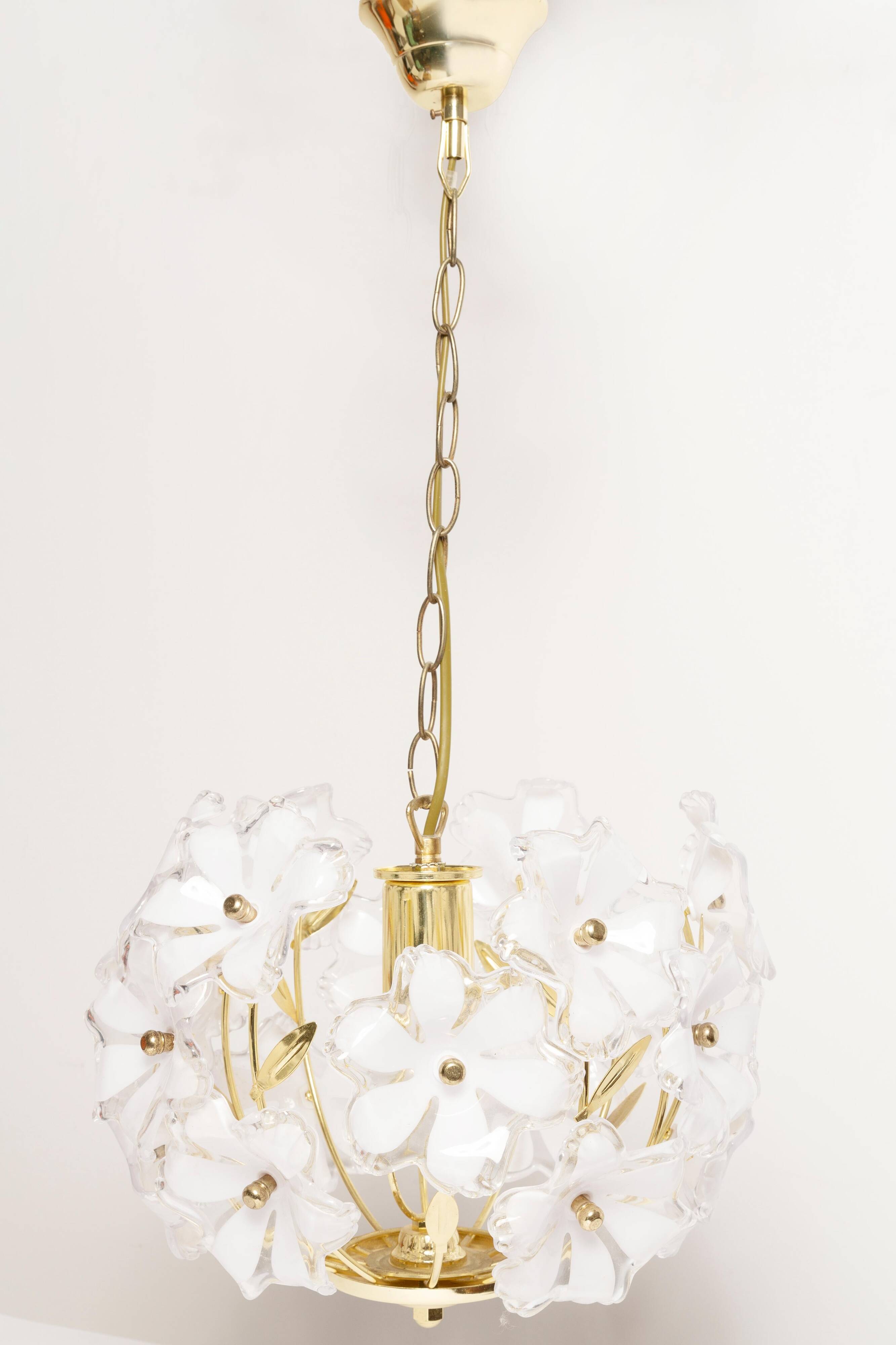 Medium Hollywood Regency style ceiling light, white flowers, Italy, 1960s.