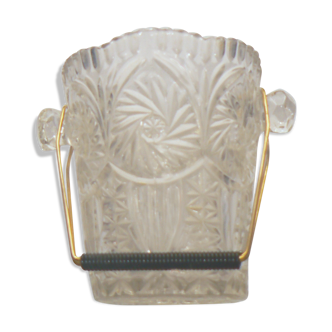 Ice bucket