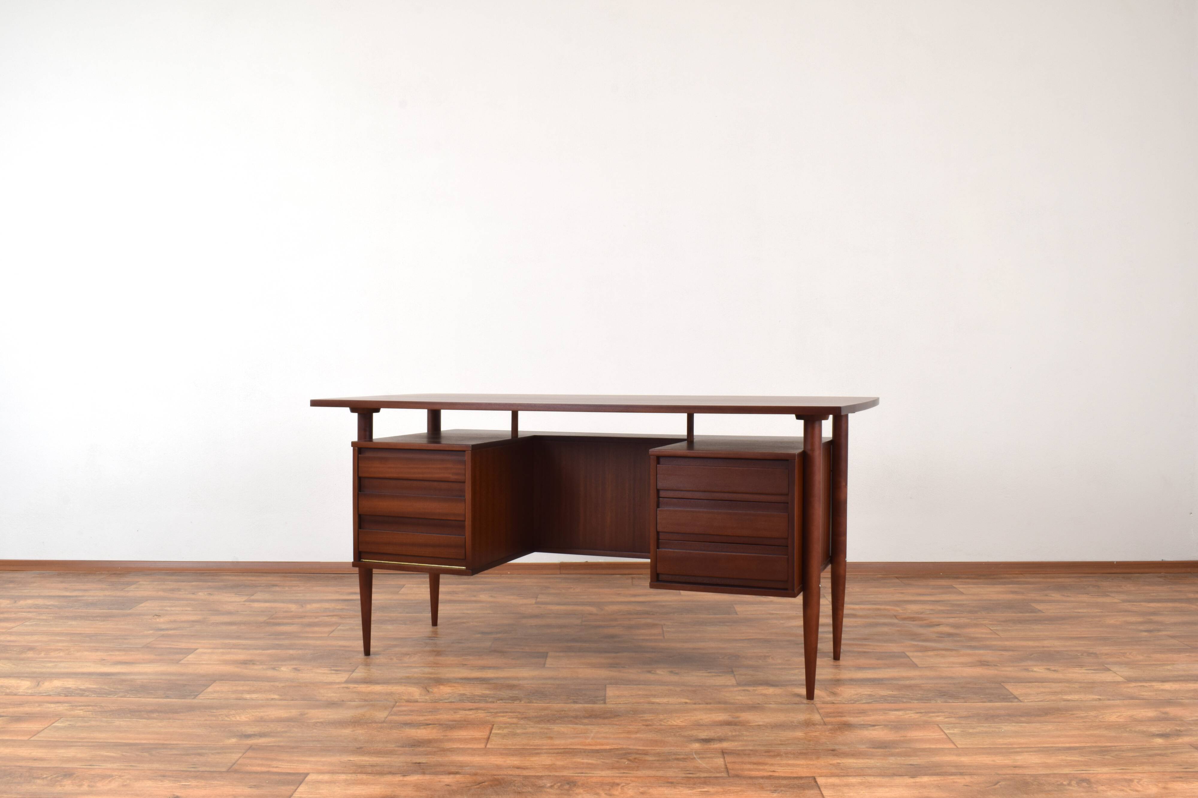 Mid-Century Polish Double-Sided Desk from Poznańskie Fabryki Mebli, 1960s.