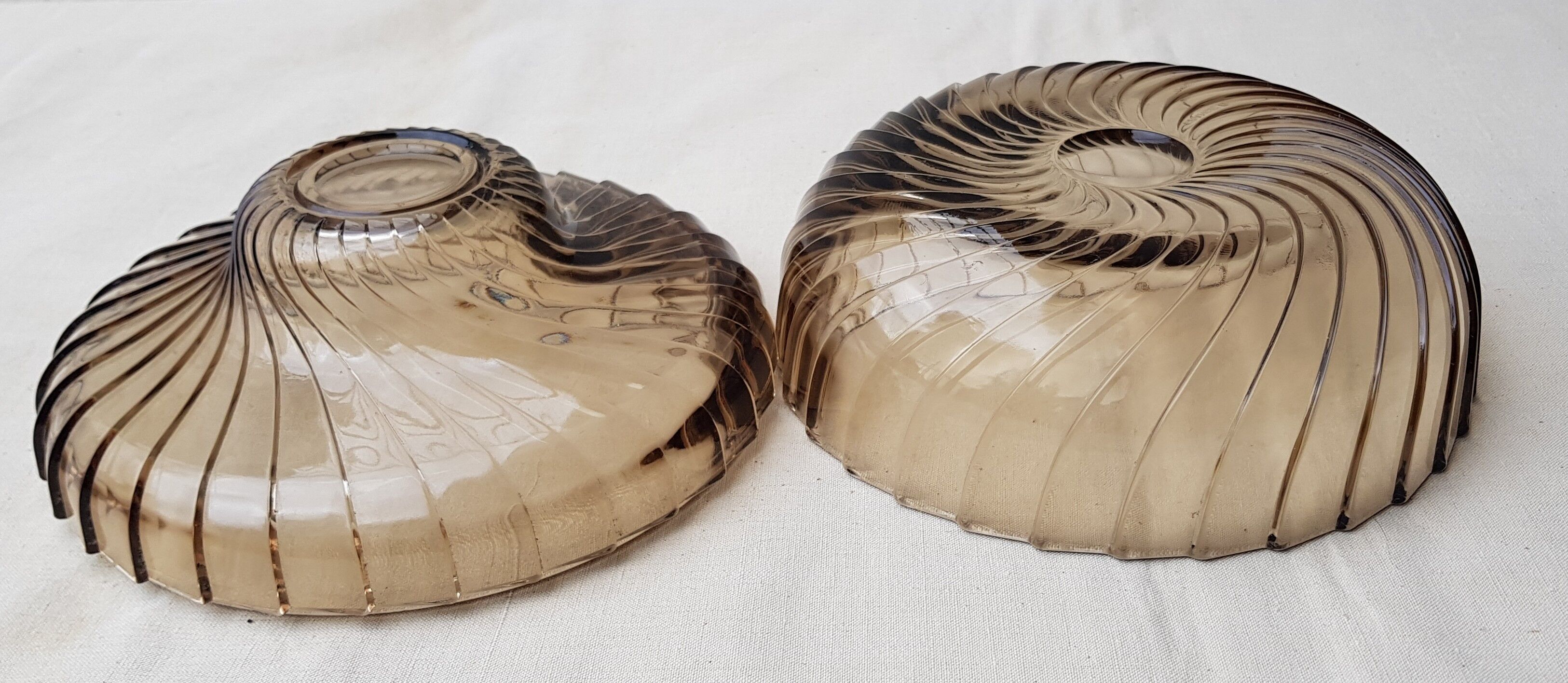 Empty amber glass pocket with lid