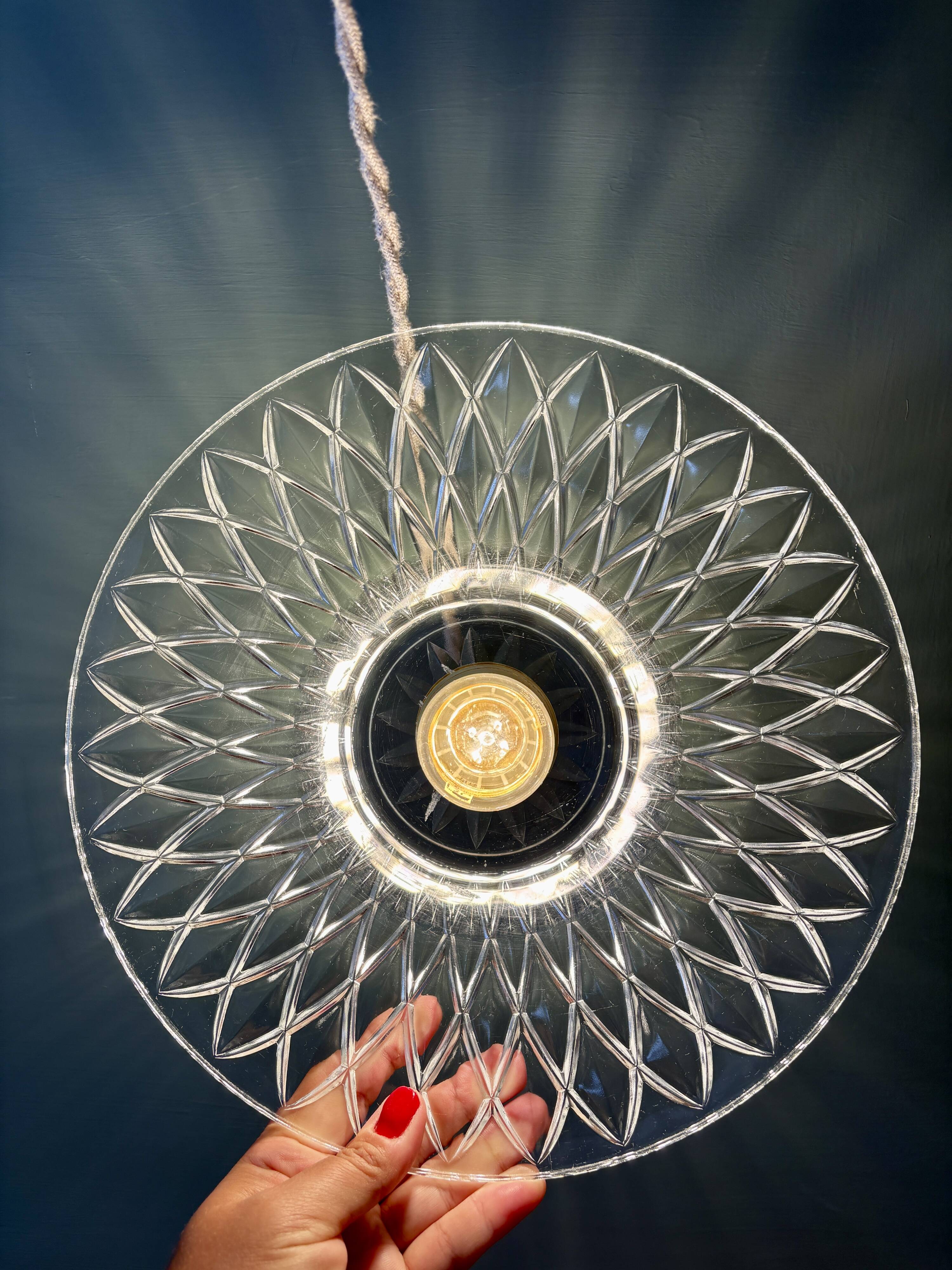 Suspension abat-jour vintage en verre moulé - collection vaisselle -