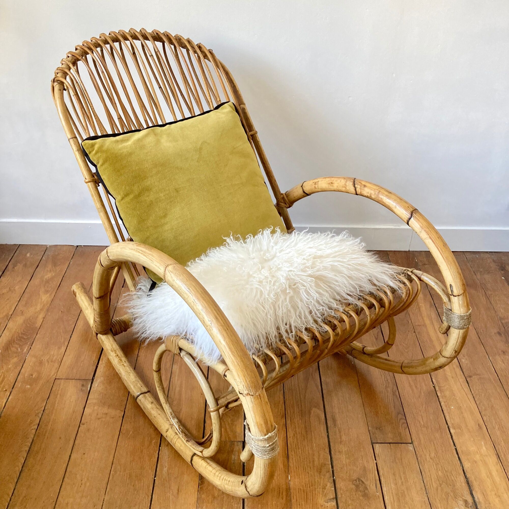 Rocking chair rattan Rohe Noordwolde 60s or rocking chair