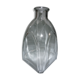 Modern square glass carafe