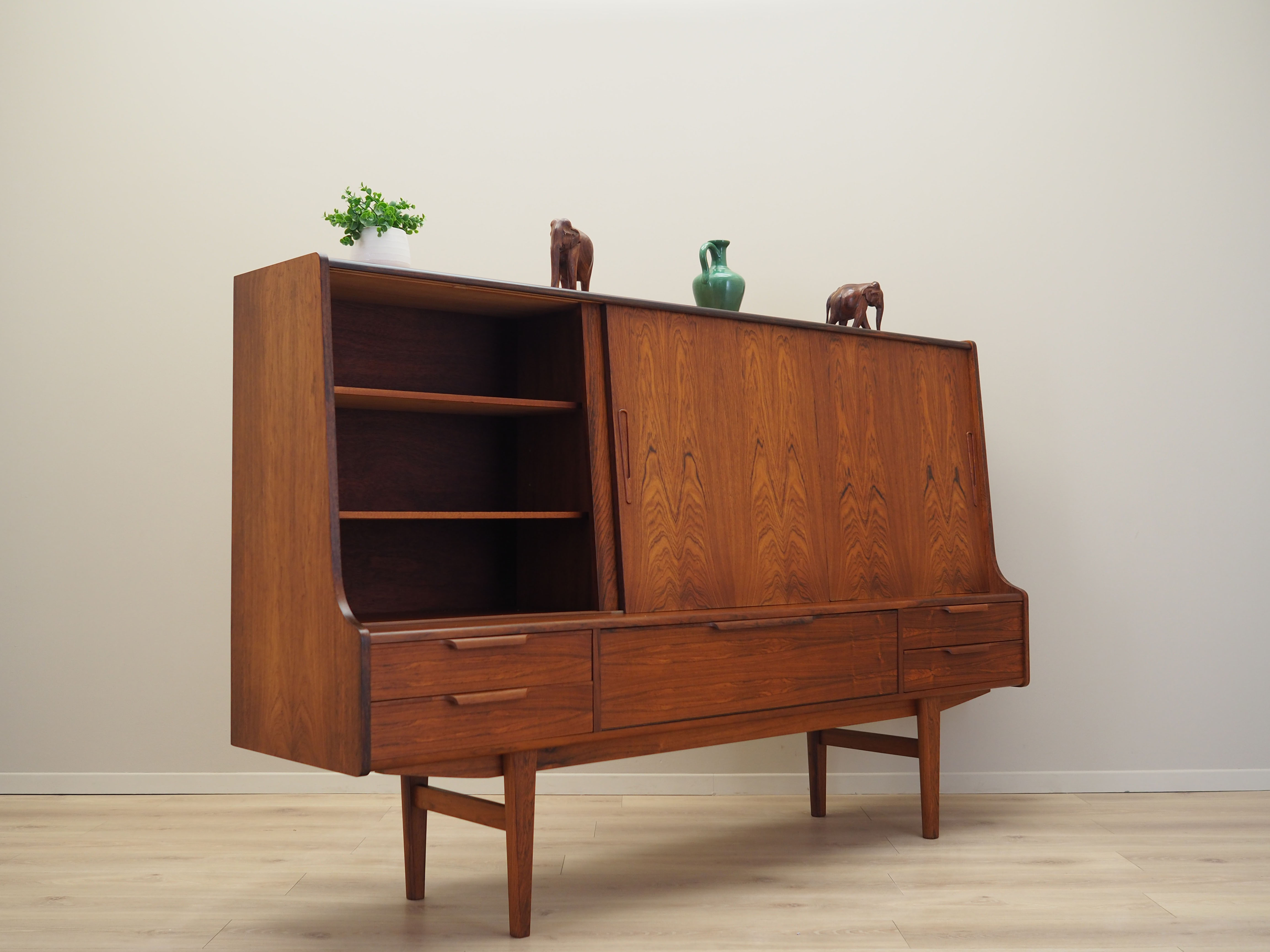 Rosewood highboard, Danish design, 1960s, manufactured by Luno Møbler