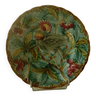 Assiette en barbotine onnaing wasmuel decor a l'oiseau