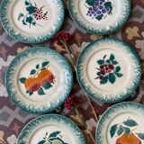 Dessert plates from Castries earthenware.