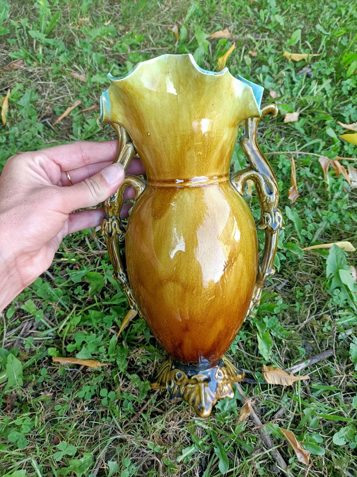 Barbotine vase late 19th century 💐