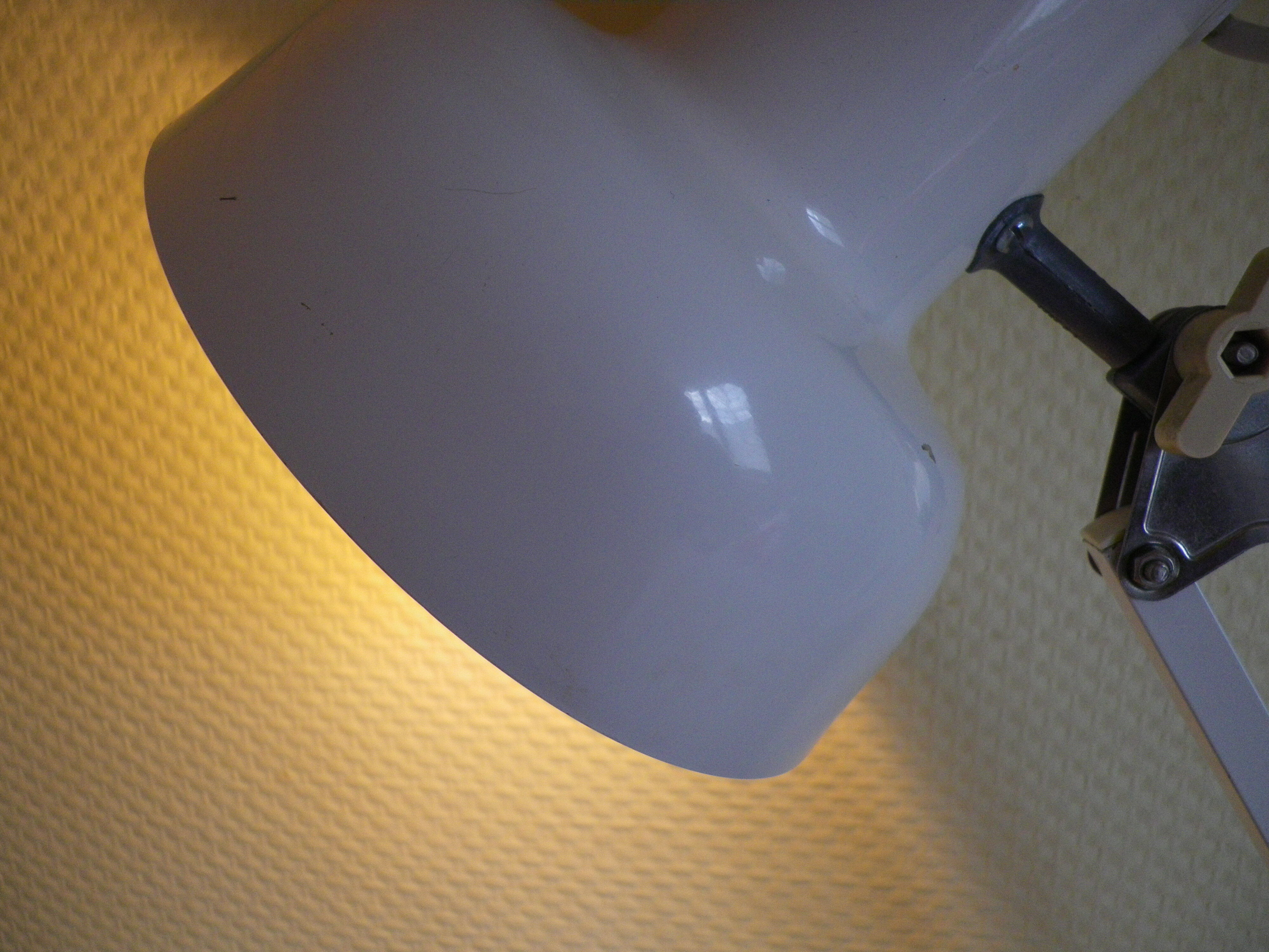 Enamelled tole articulated lamp - 2 arms - 70s