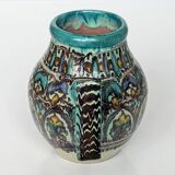 Polychrome ceramic vase in flowing enamel from Nabeul with mihrab decoration.
