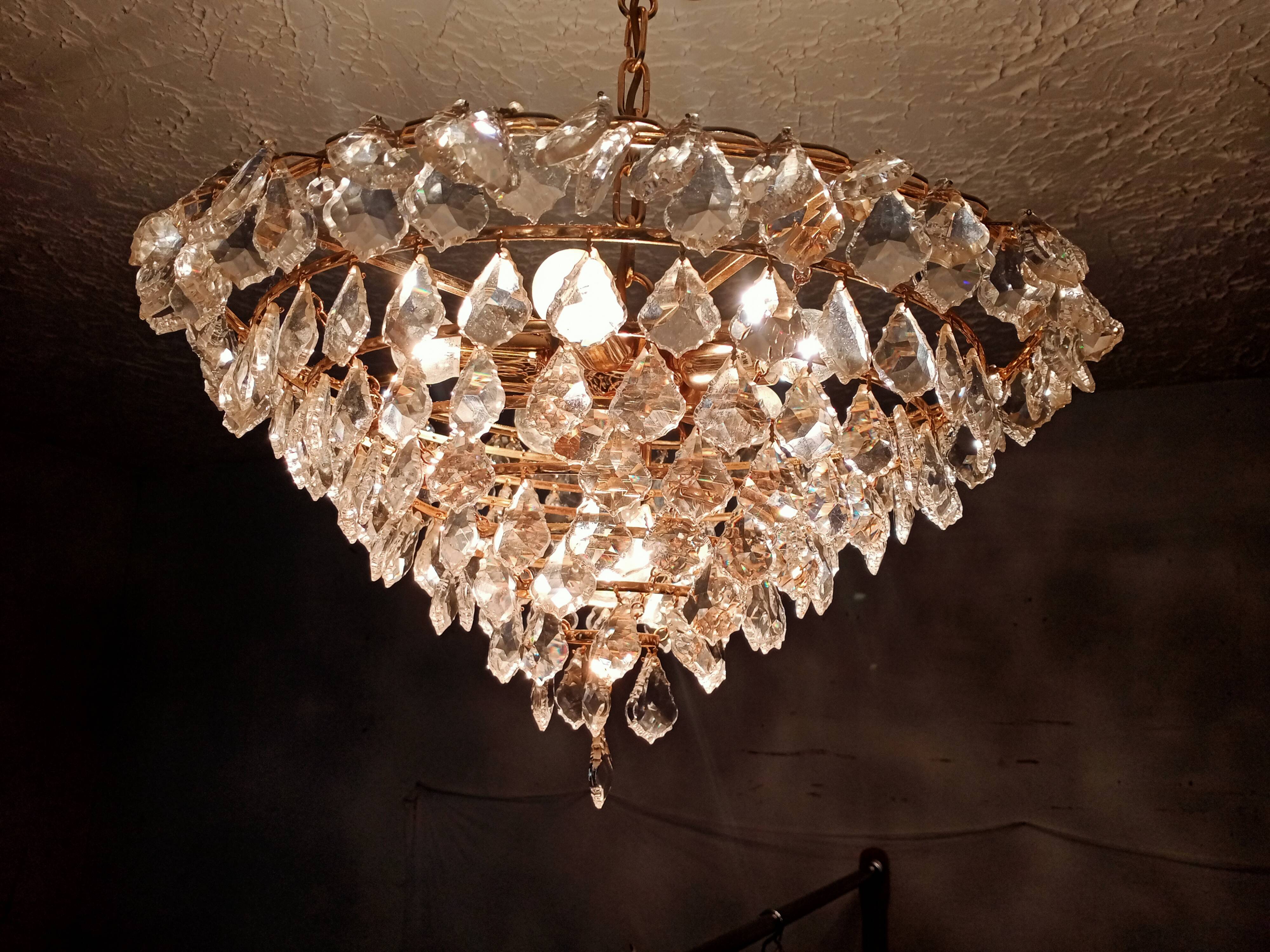 Grapevine chandelier 70