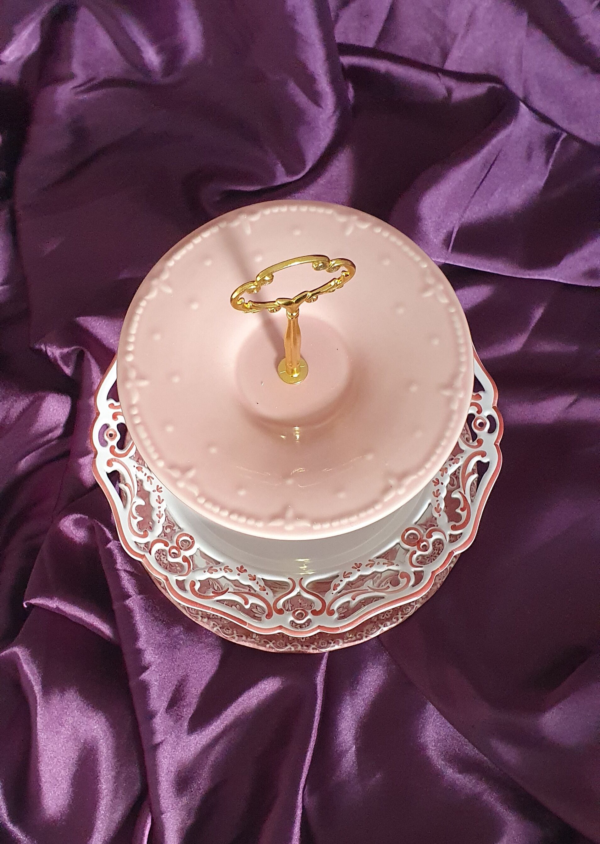 Servant - cake display, fruit, aperitif