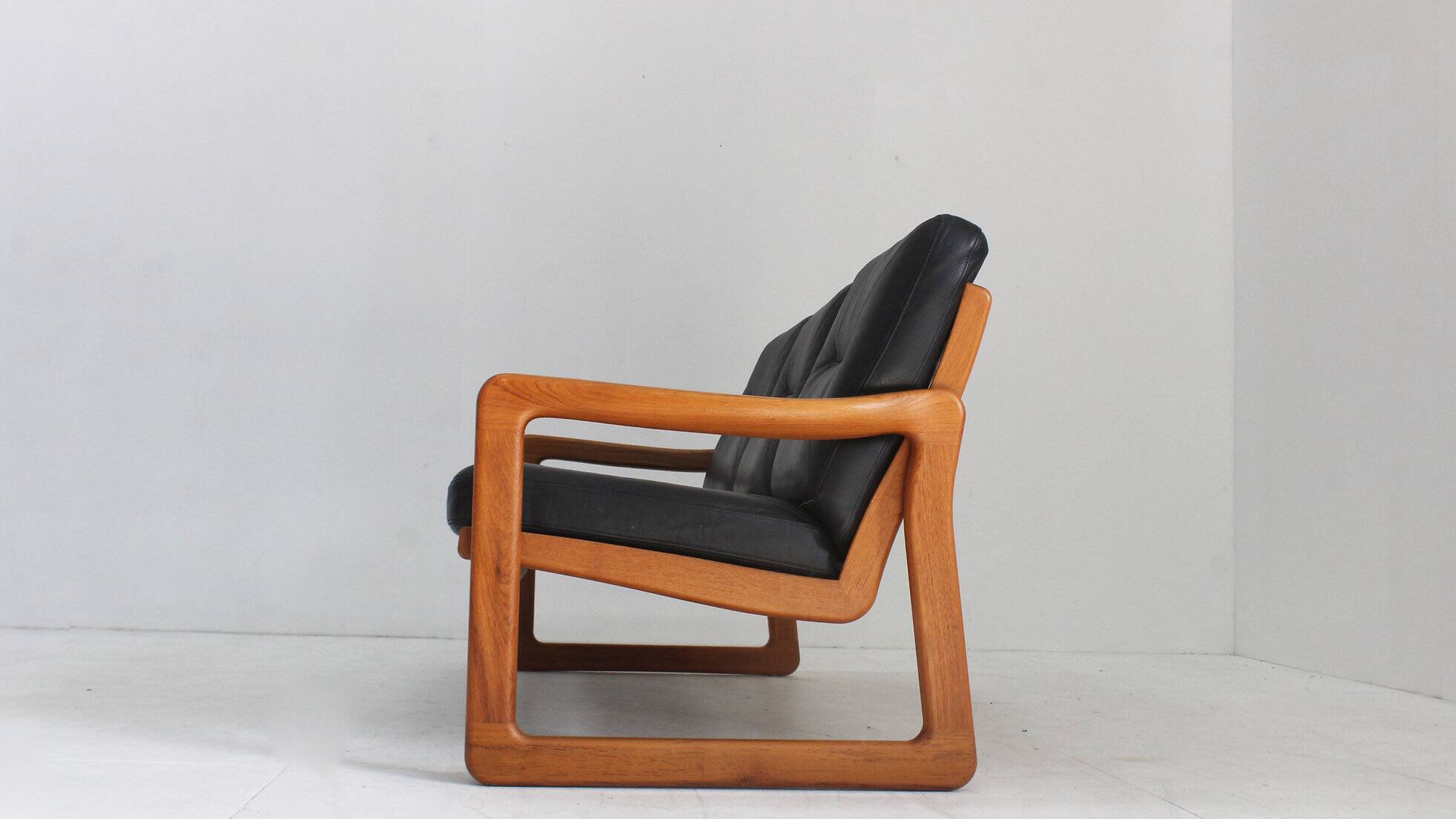 Vintage mid-century sofa solid teak Holstebro MöbelFabrik 1960s