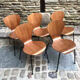 5 Arne Jacobsen chairs