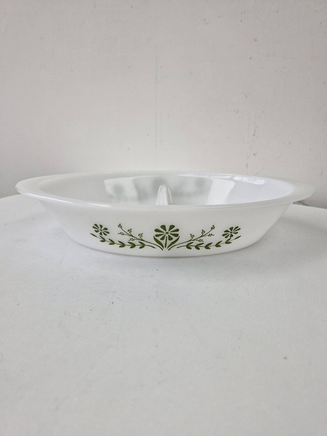Glasbake usa hollow oven dish compartmented 2 parts vintage daisy green