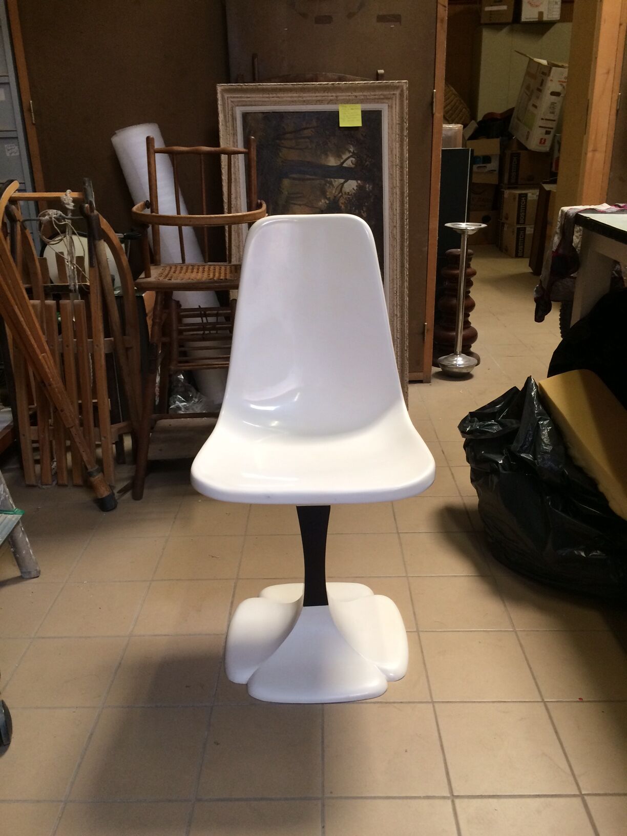 Tulip chair by Gauthier 70