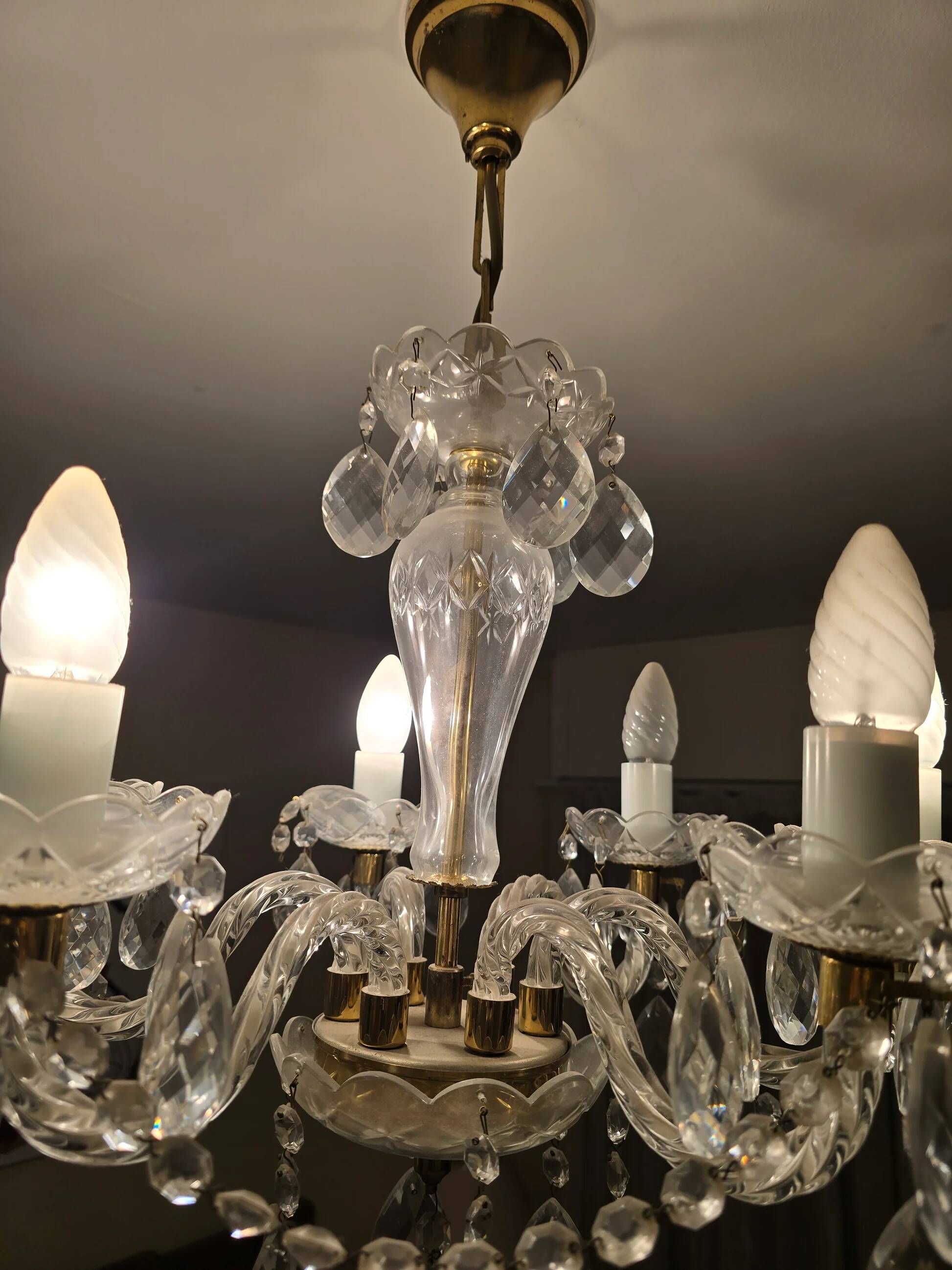 Antique cut glass chandelier with pendants – 6 arms