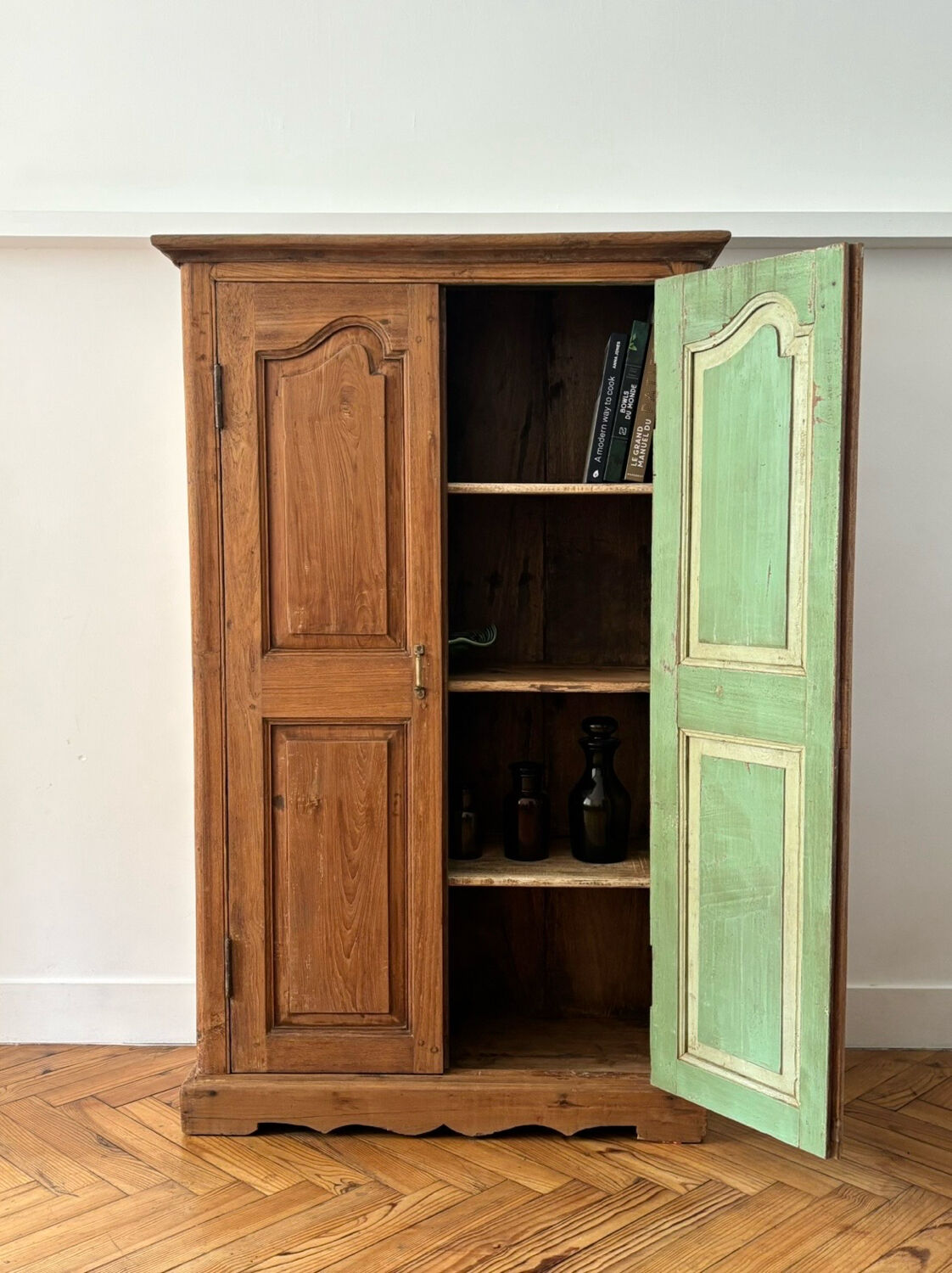 Small Provençal-style oak wardrobe