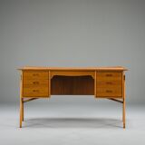 Mid-Century Danish Teak Desk by Svend Åge Madsen for Sigurd Hansen, 1950s