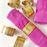 6 rounds of vintage towels