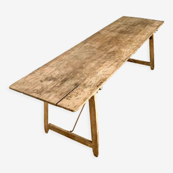 Folding guinguette table