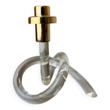 Bougeoir en forme de bretzel par Dorothy Thorpe en lucite, vers les années 1970.