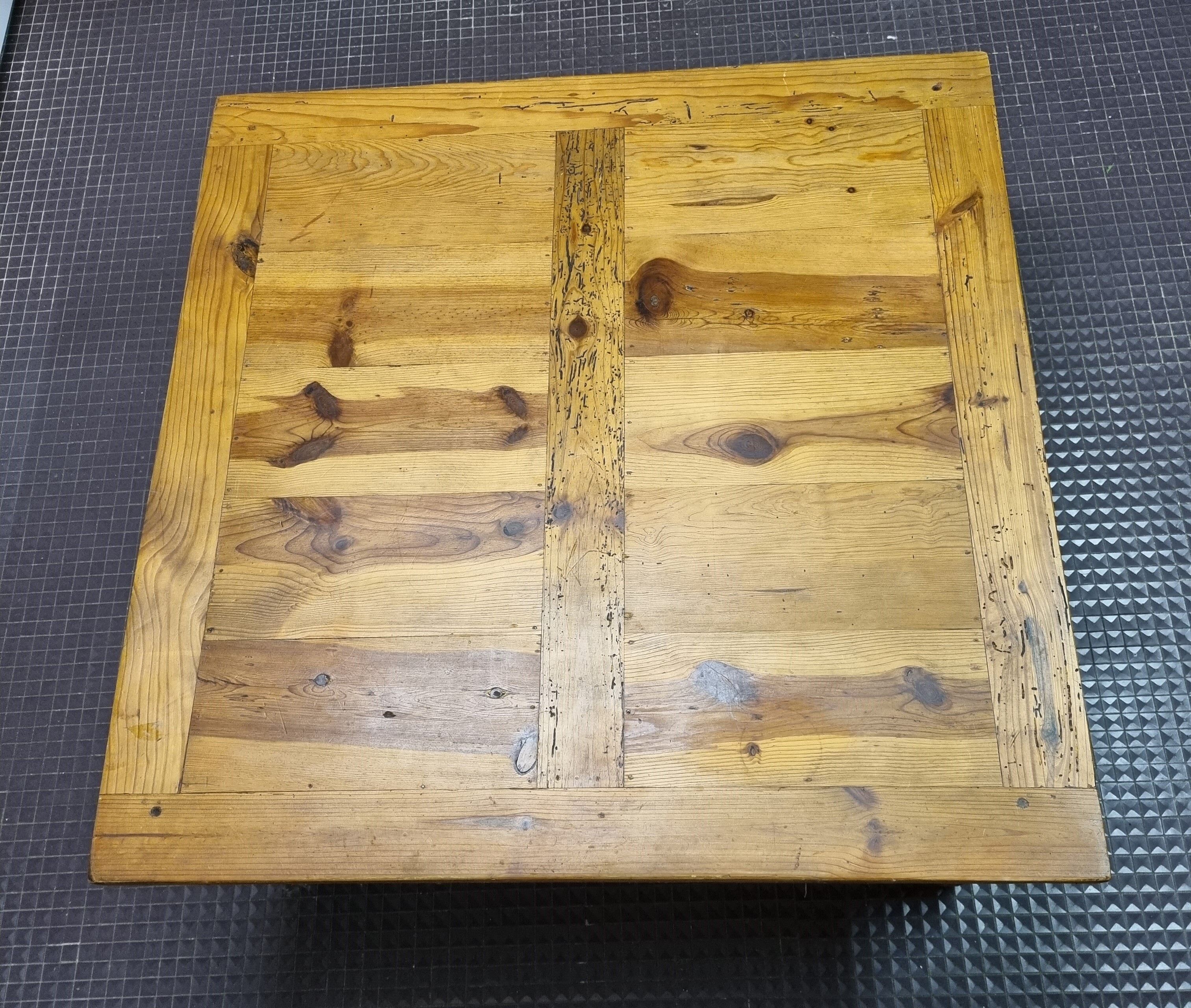 Wooden coffee table from Mexico