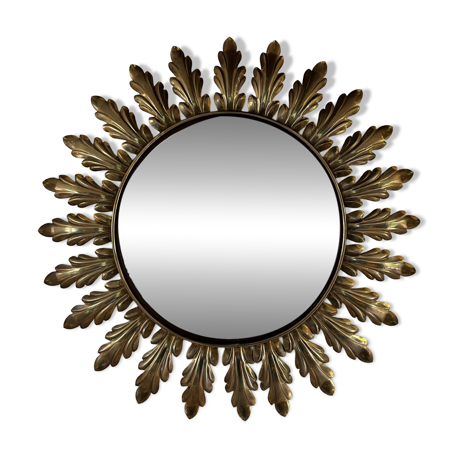 Sun convex mirror in gold-tone metal