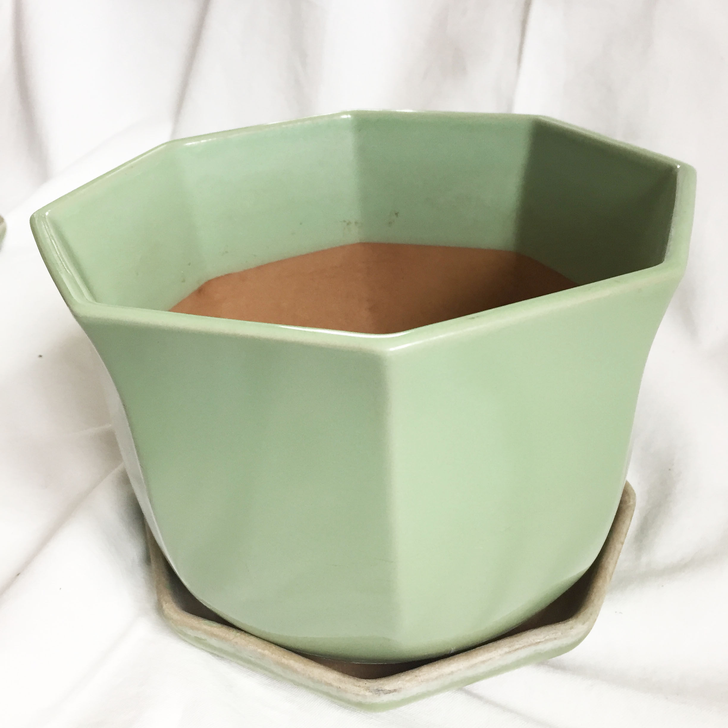 Octagonal Fuji Pajan pot cover