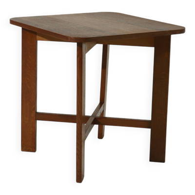 Table d'appoint moderniste en chêne de l'école d'Amsterdam, années 1920