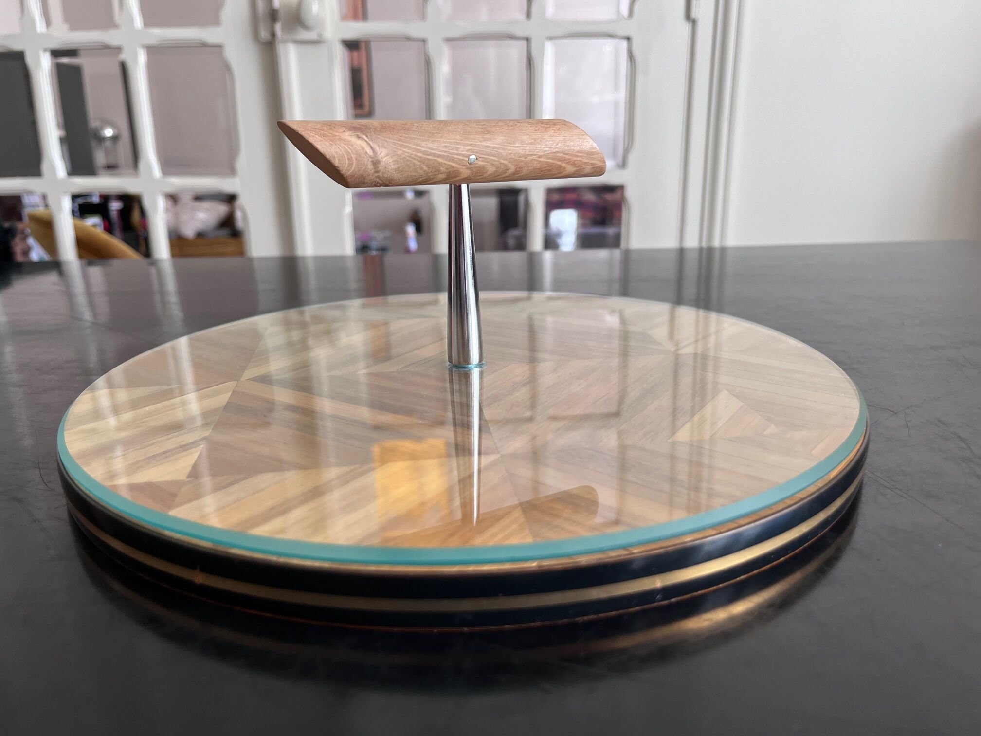 Plateau en marqueterie de paille