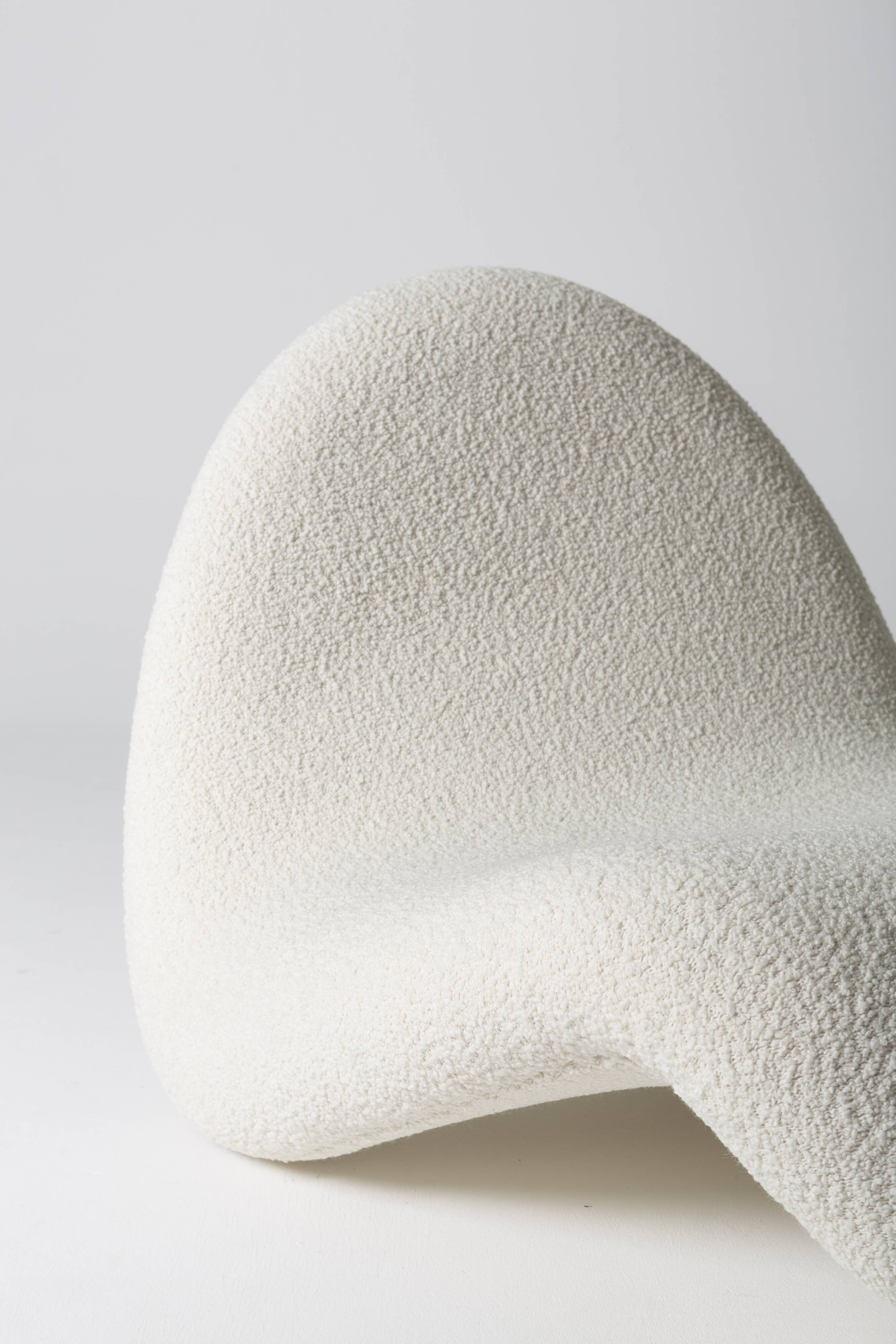 Armchair Tongue F577 by Pierre Paulin Artifort edition