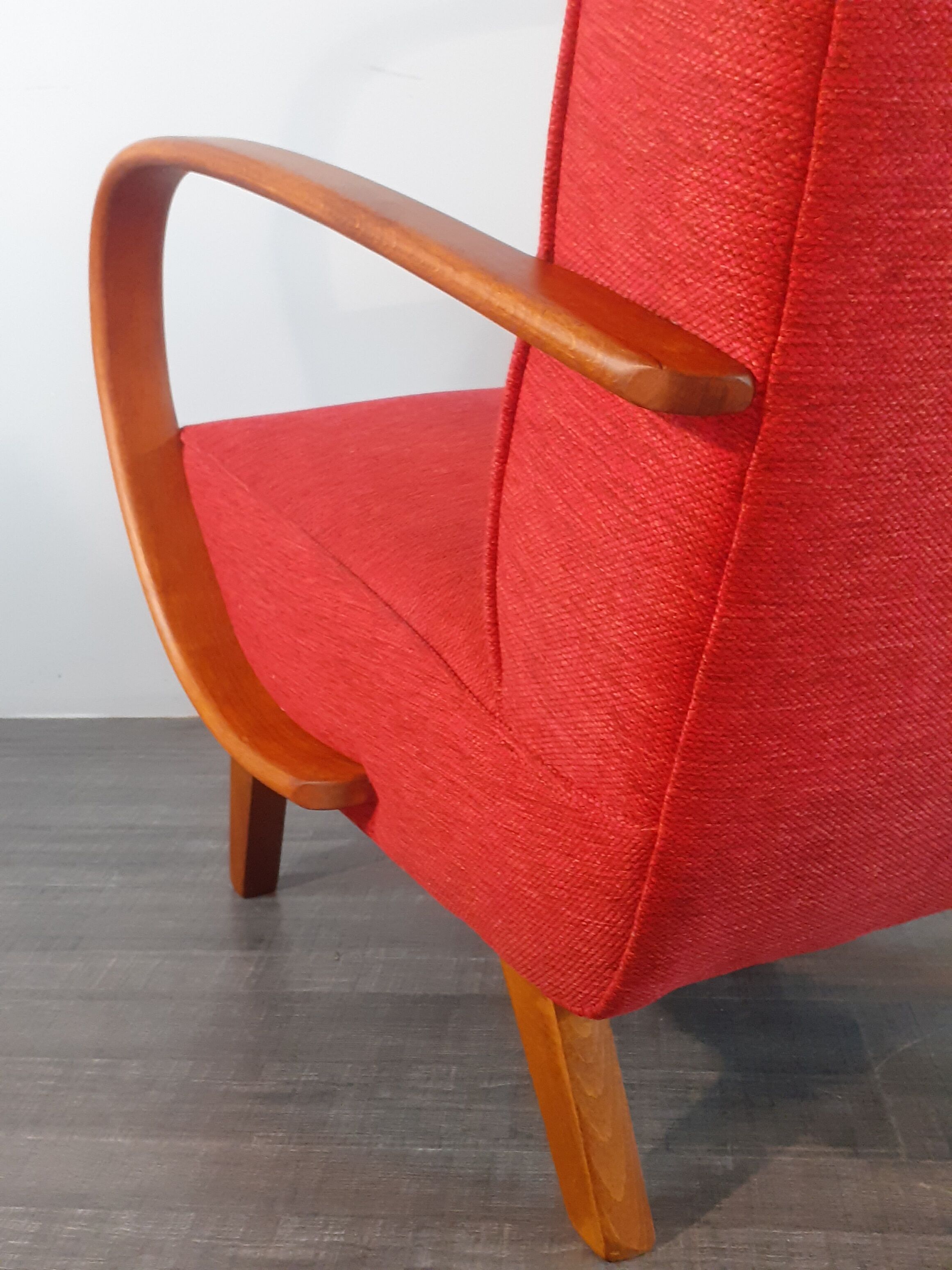 Pair of H262 Armchairs by Jindrich Halabala, Czech Art Deco 1940s