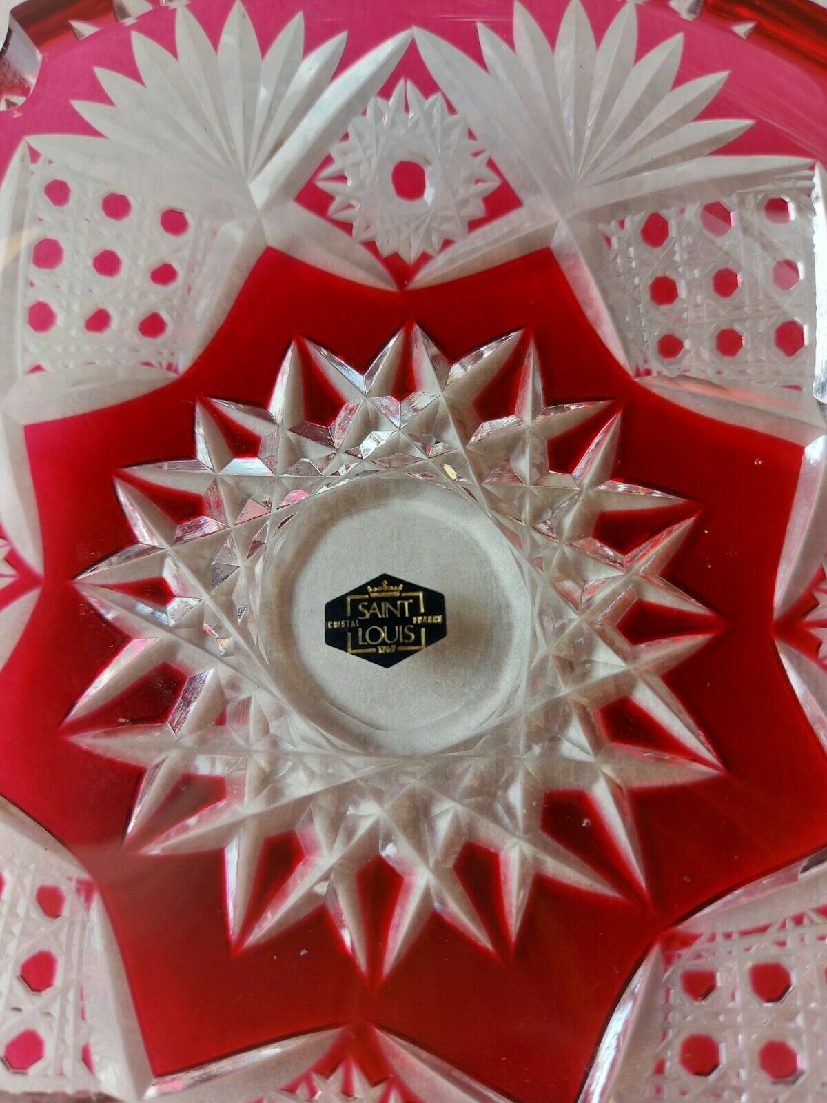 Ashtray, Moselle model, in Saint Louis crystal