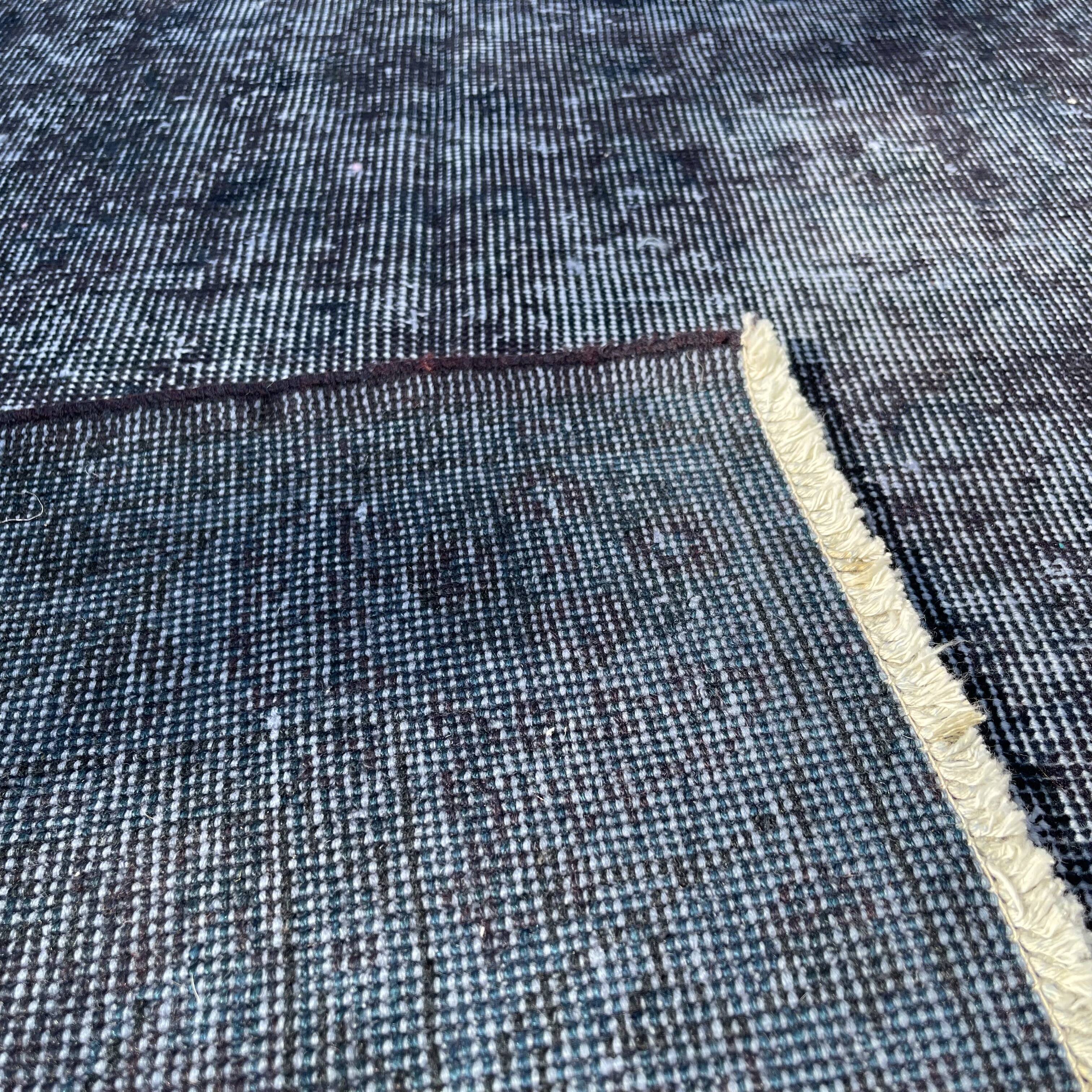 Tapis turc vintage vieilli 212 x 118 cm