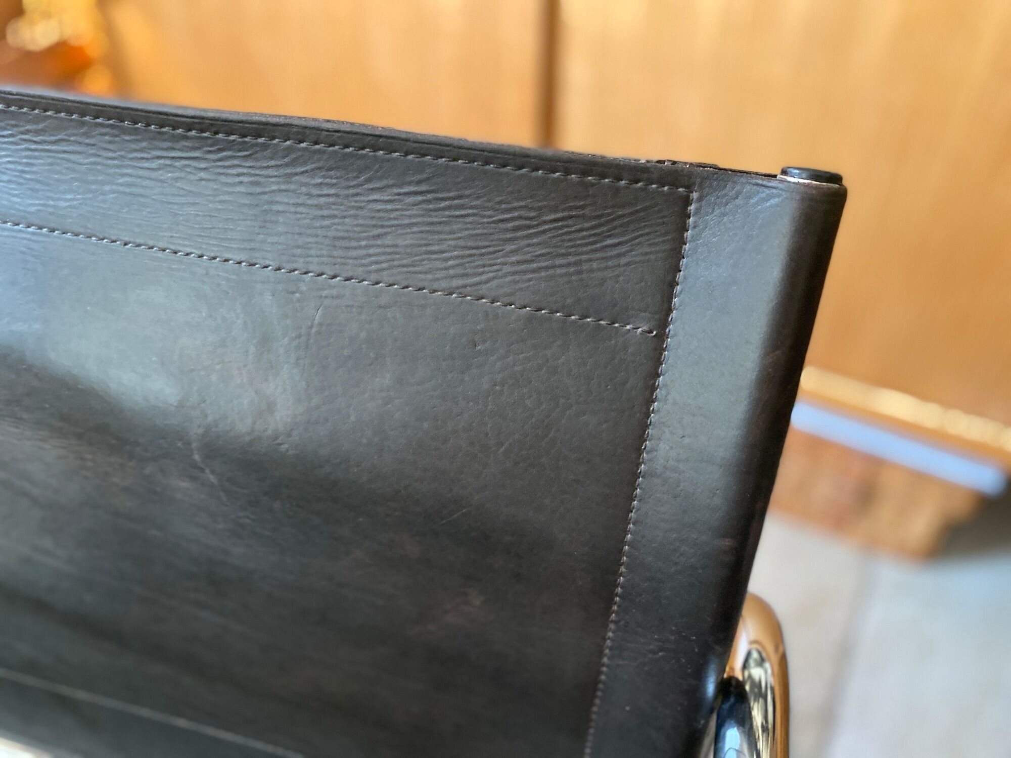 Paire de fauteuils klinte, tord bjorklund en cuir marron 1980